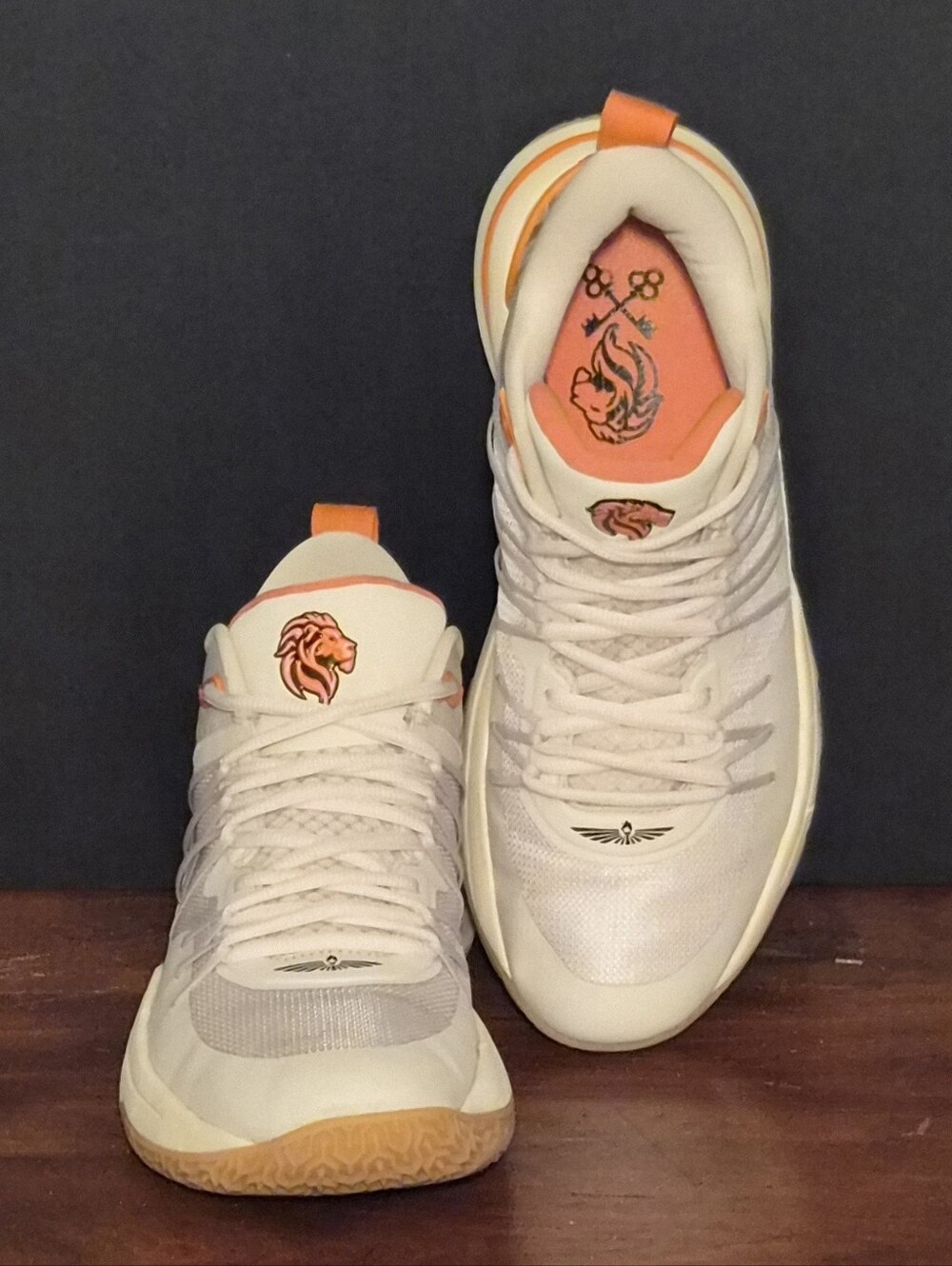 Judah 1 "Lion of Judah" Basketball Sneakers, M9, Exc. Cond.! Beige/Orange/White
